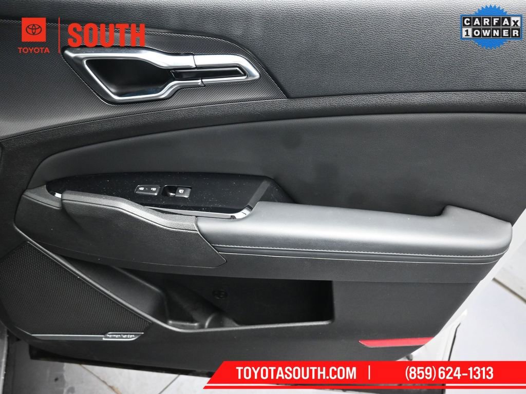 Used 2023 Kia Sportage SX image 29