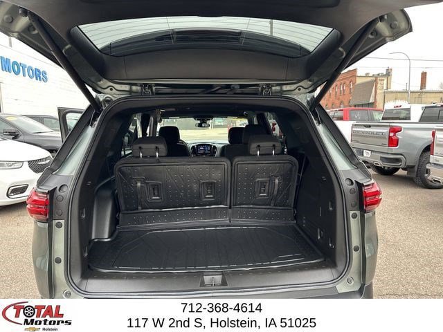 Used 2023 Chevrolet Traverse LT FWD image 22