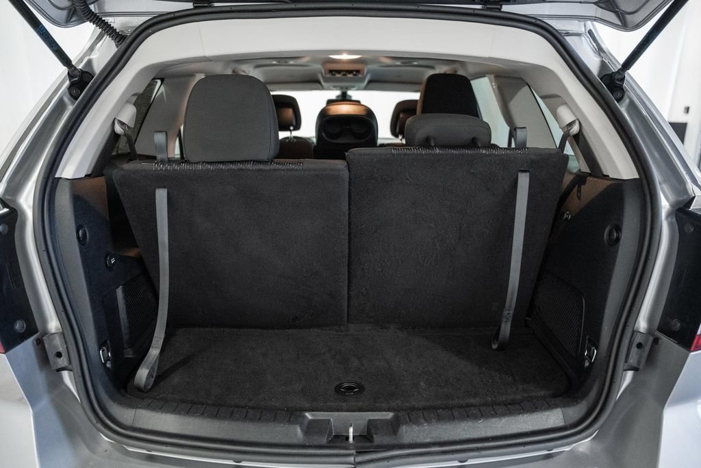 Used 2019 Dodge Journey SE w/ Premium Group FWD image 7
