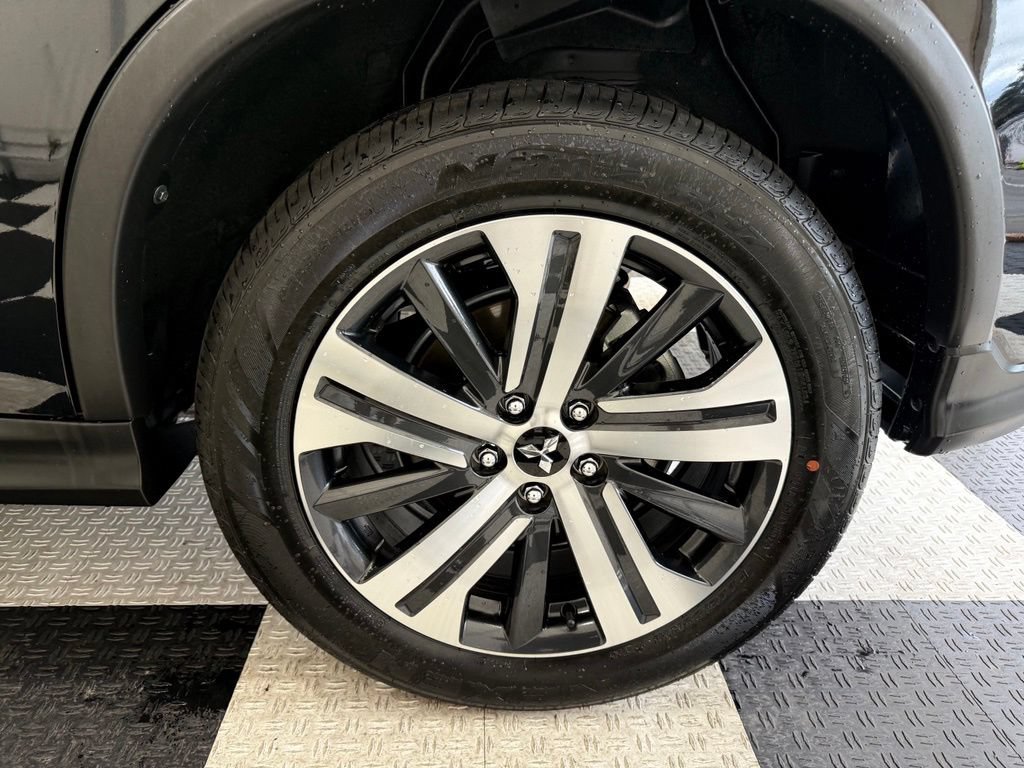 Used 2026 Mitsubishi Outlander Sport ES AWD/4WD image 11