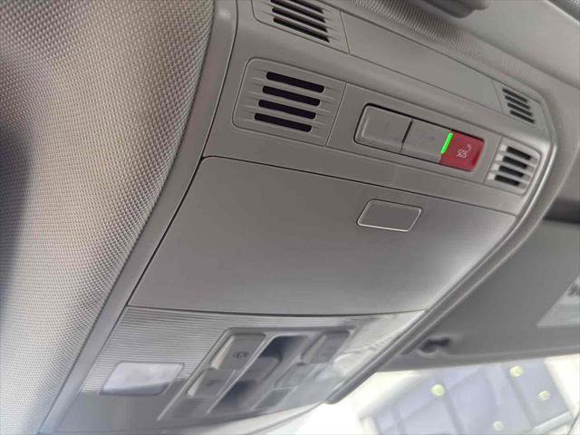 Used 2021 Volkswagen Jetta SEL Premium image 25