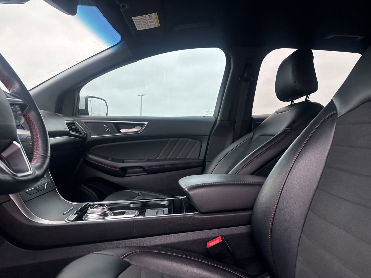Used 2020 Ford Edge ST-Line FWD image 39