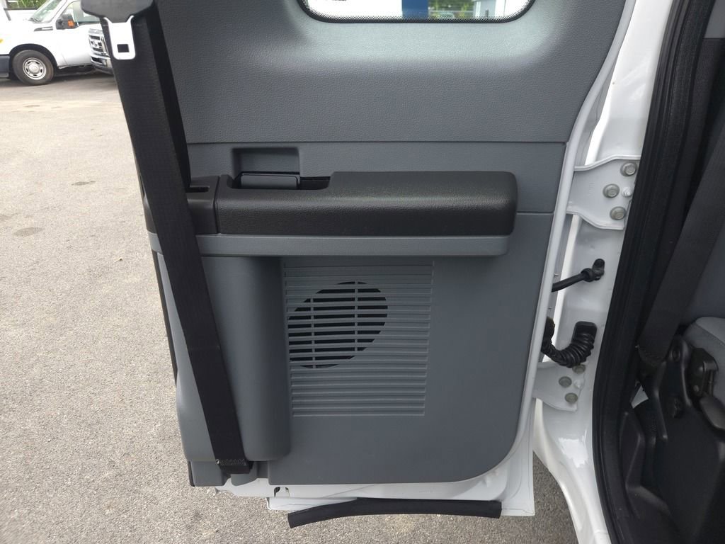 Used 2015 Ford F350 XL w/ Power Equipment Group image 20