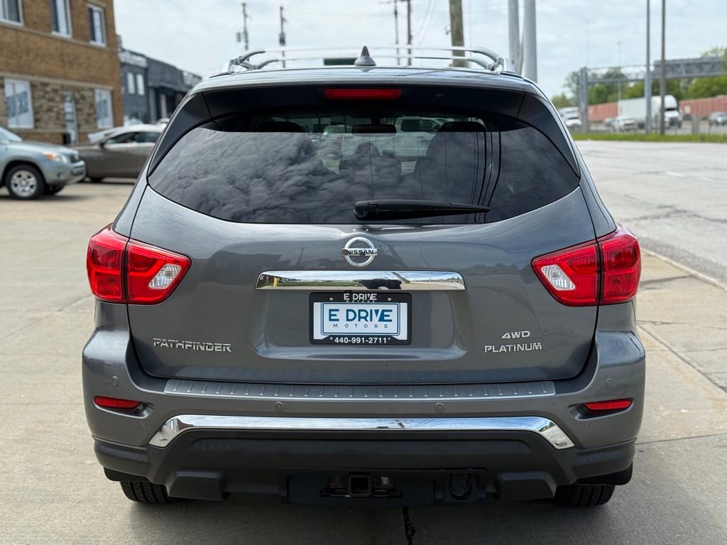 Used 2019 Nissan Pathfinder Platinum AWD/4WD image 8