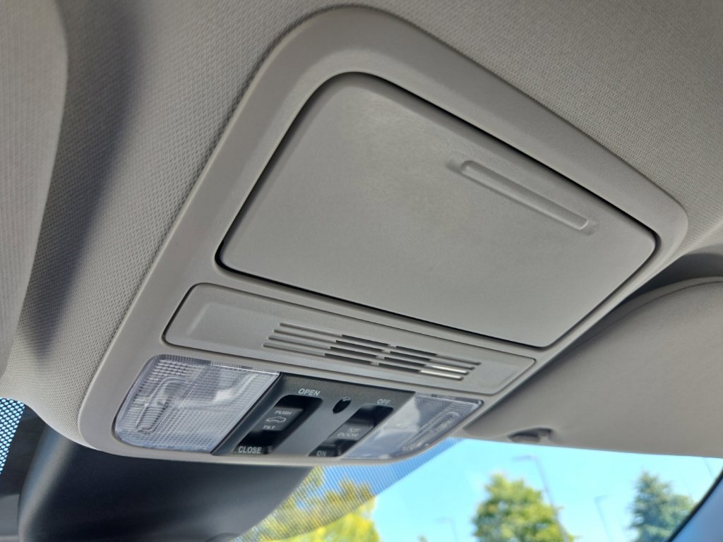 Used 2025 Honda Odyssey EX-L image 54