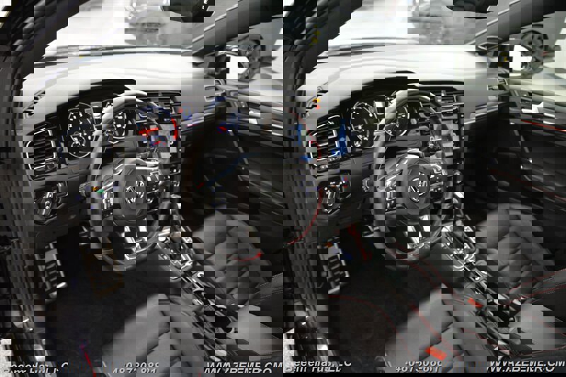 Used 2021 Volkswagen GTI Autobahn image 13