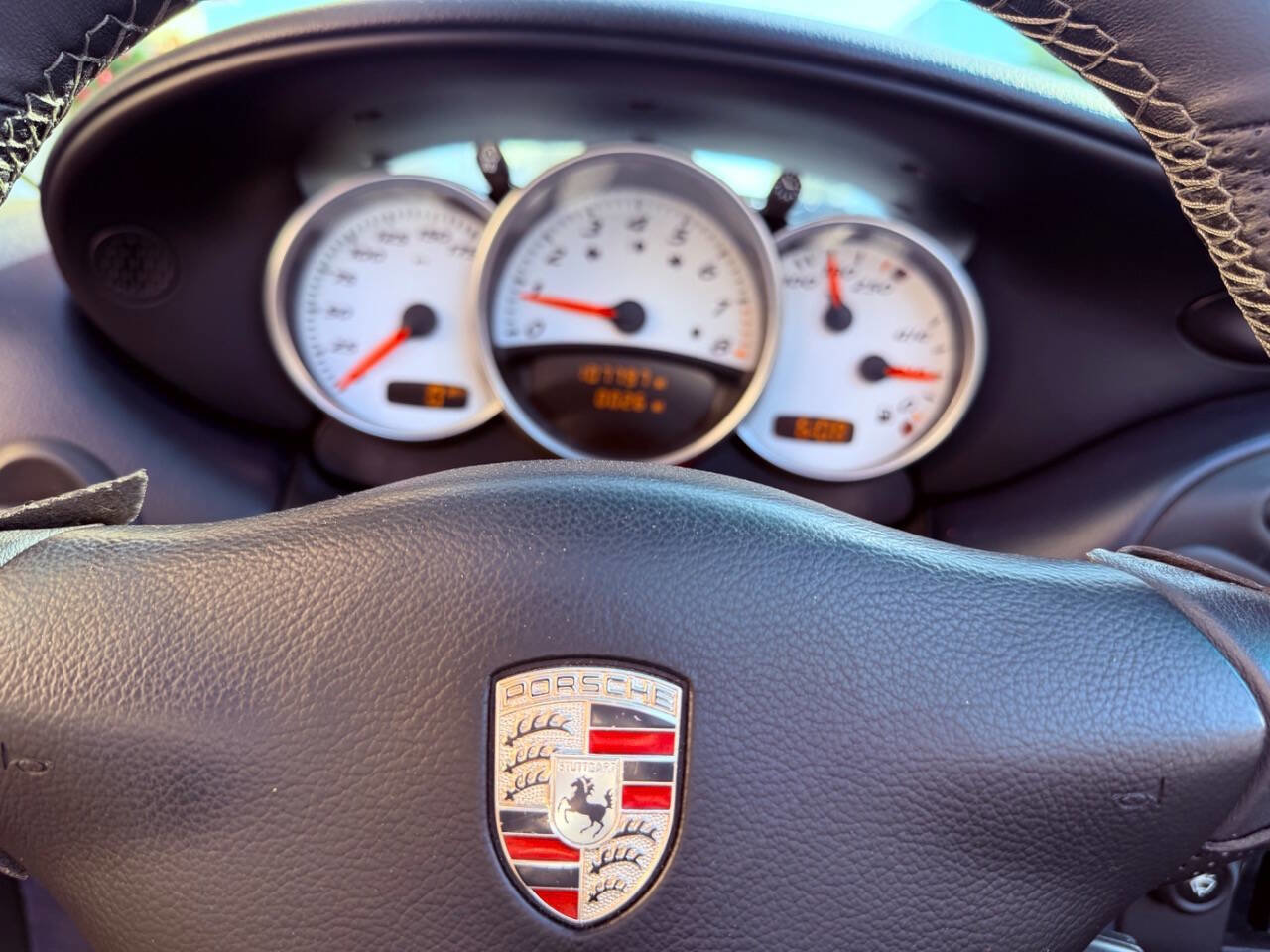 Used 2002 Porsche Boxster S image 11