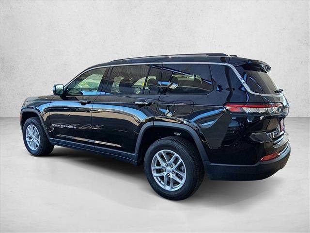 Used 2023 Jeep Grand Cherokee L Laredo AWD/4WD image 8