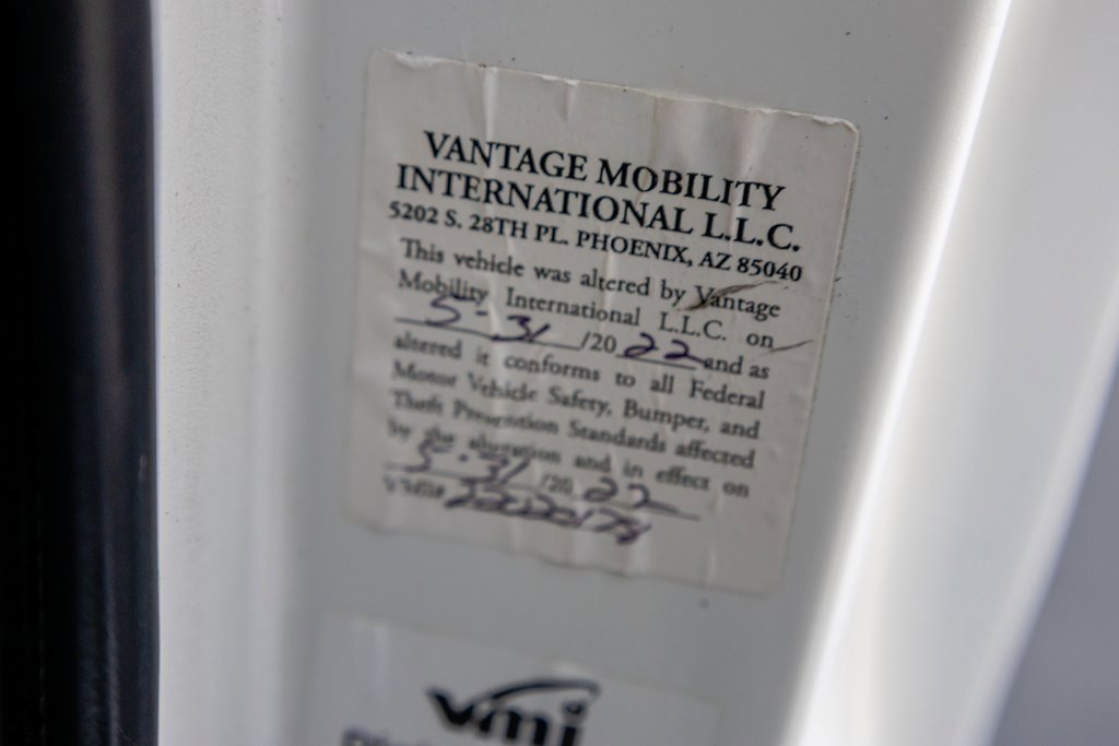 Used 2022 Toyota Sienna LE image 29