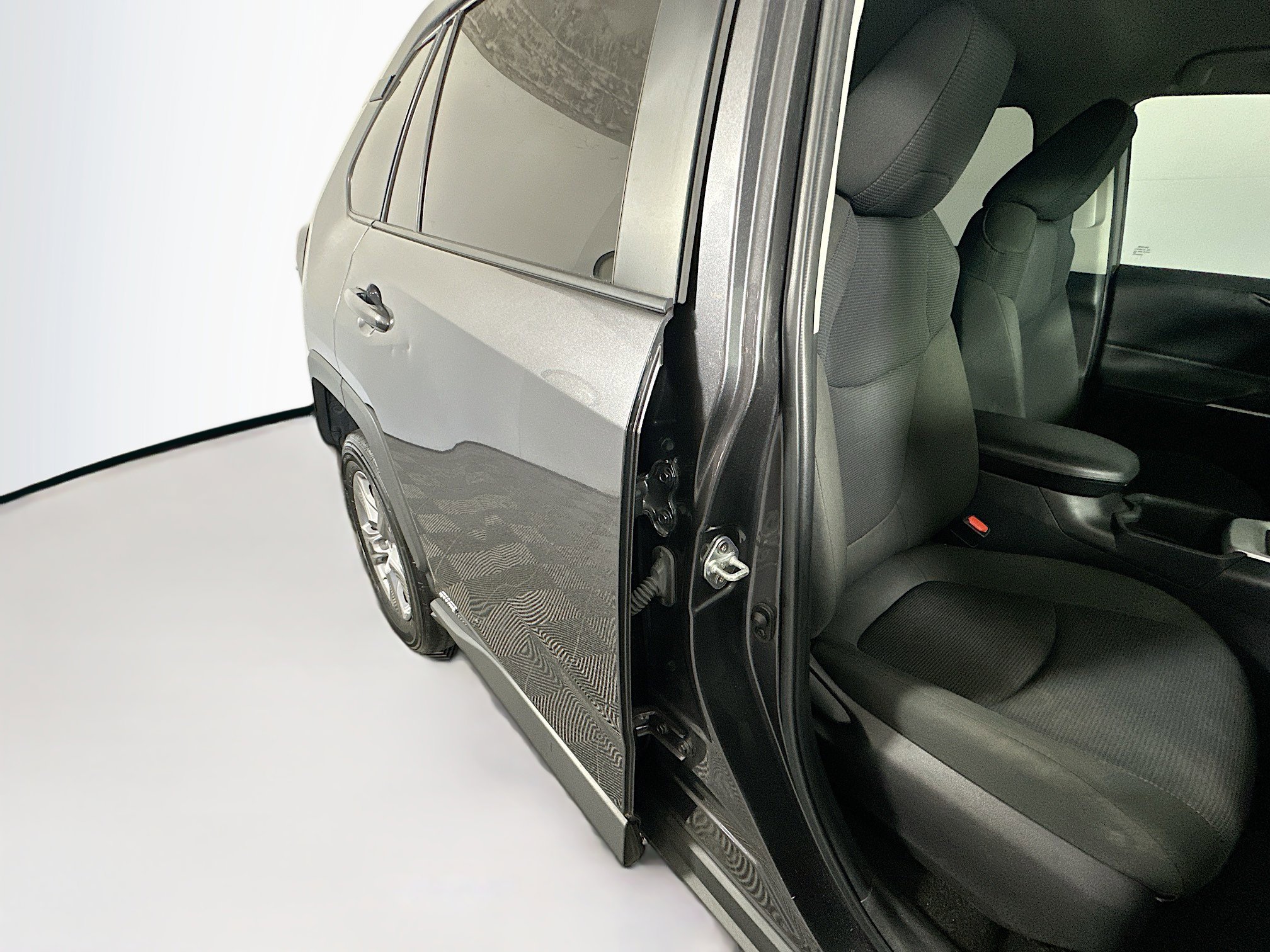 Used 2024 Toyota RAV4 LE AWD/4WD image 27