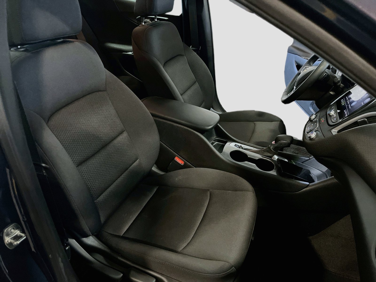 Used 2025 Chevrolet Malibu RS FWD image 27