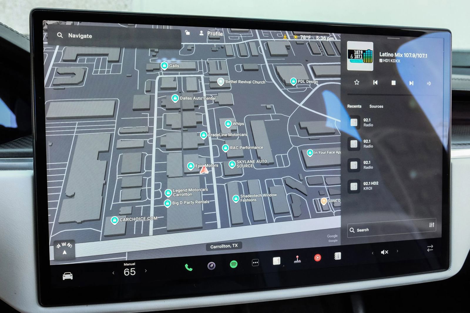 Used 2023 Tesla Model X Plaid image 32