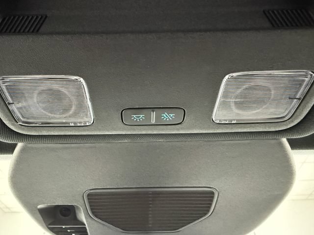 Used 2025 Ford Escape ST-Line w/ Tech Pack #1 FWD image 23