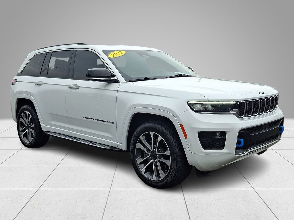 Used 2022 Jeep Grand Cherokee Overland AWD/4WD image 4