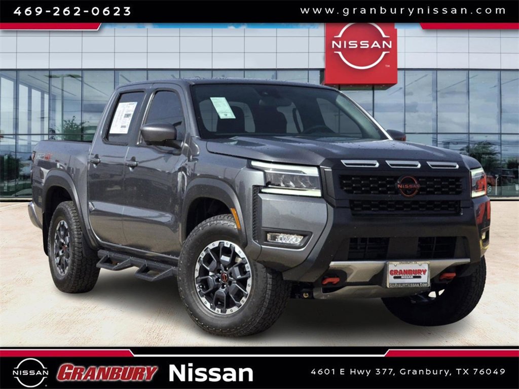New 2025 Nissan Frontier PRO-4X w/ Pro Convenience Package