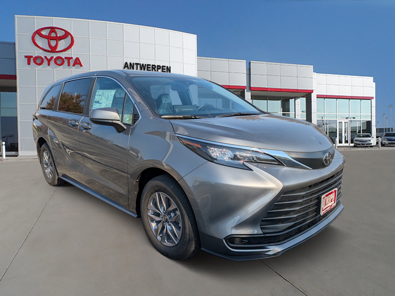 New 2026 Toyota Sienna LE AWD/4WD image 1