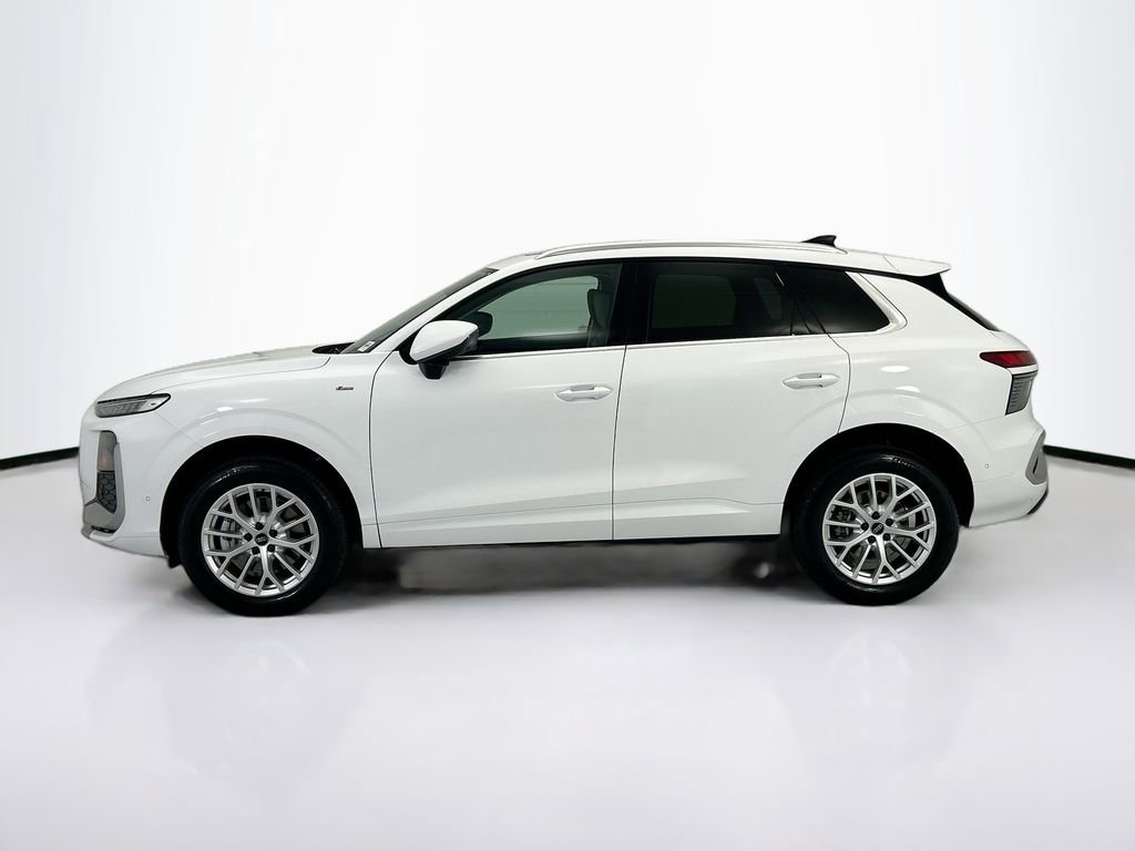 Used 2026 Audi Q3 quattro 2.0T AWD/4WD image 8