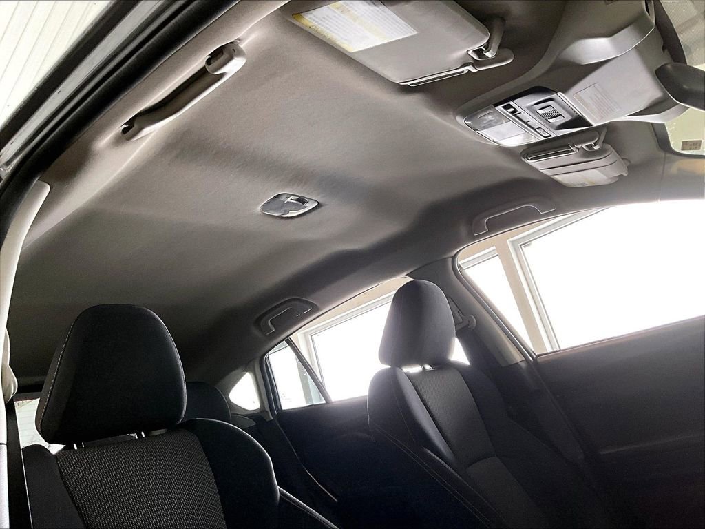 Used 2022 Subaru Crosstrek 2.0i Premium image 22