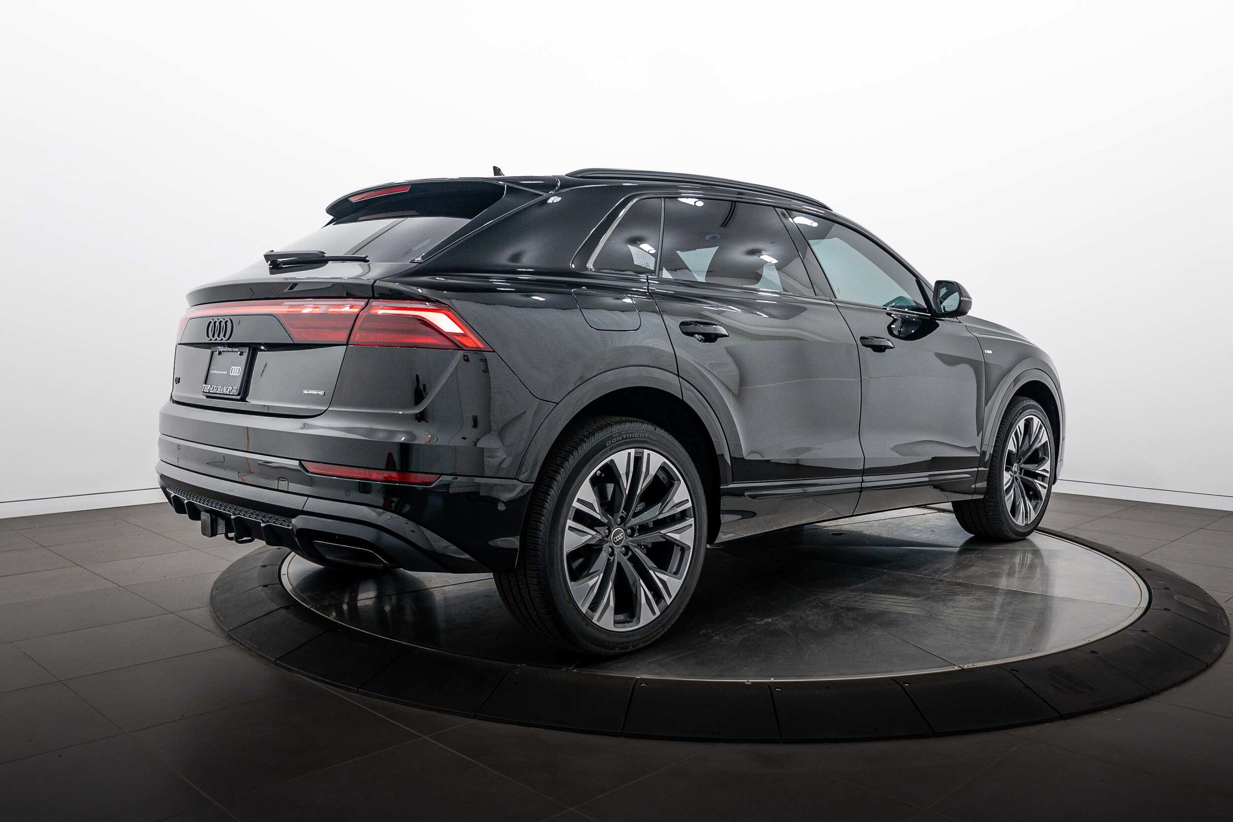Certified 2025 Audi Q8 Premium Plus w/ Premium Plus Package AWD/4WD image 4