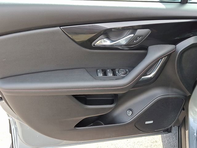 Used 2025 Chevrolet Blazer RS image 9