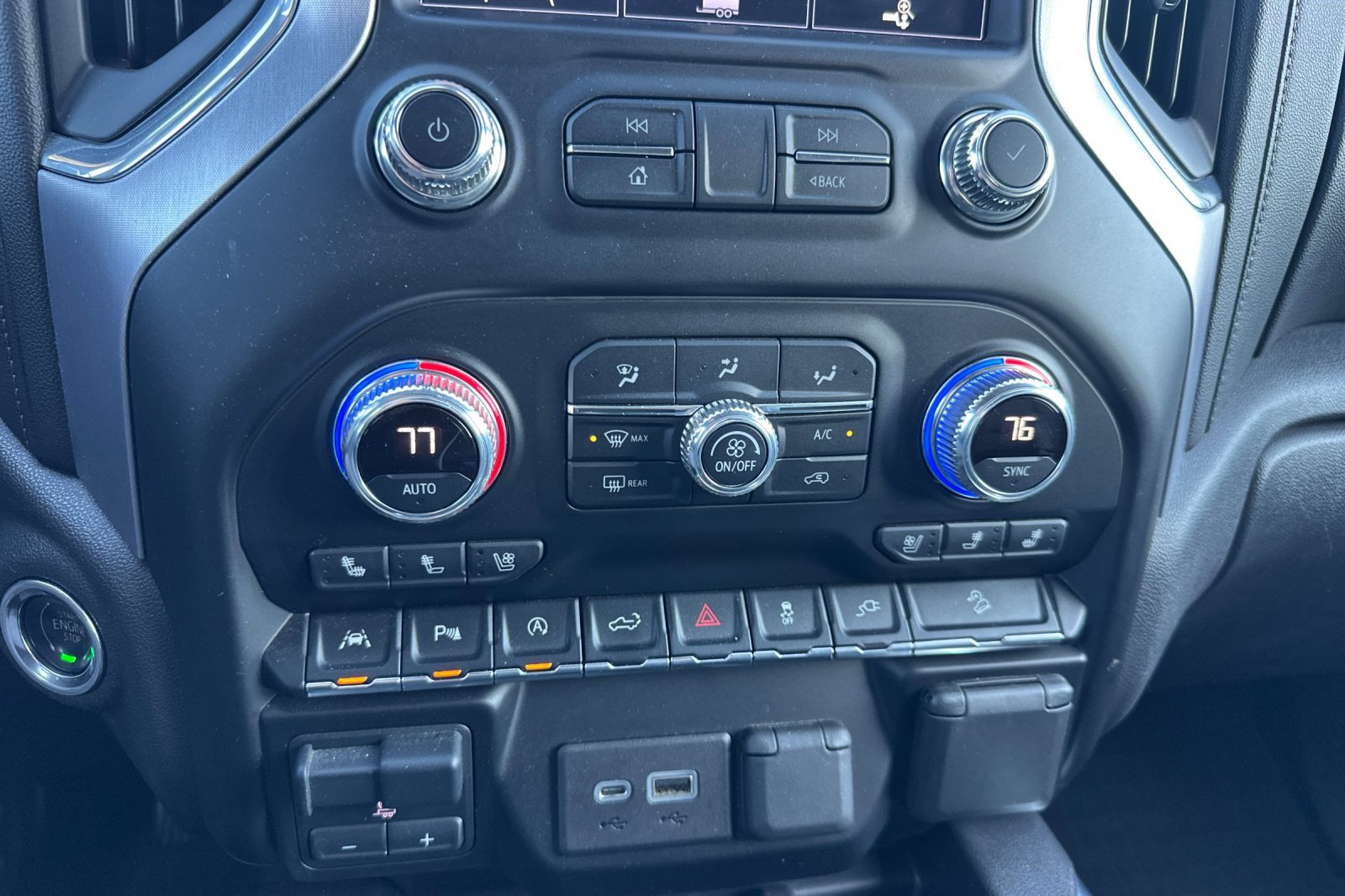 Used 2020 GMC Sierra 1500 SLT w/ SLT Premium Plus Package image 25