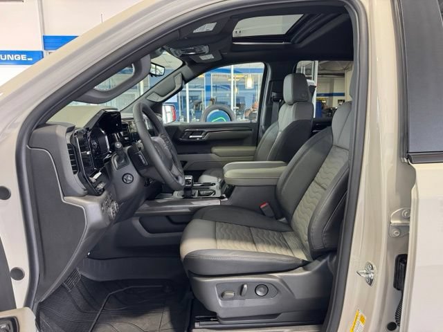 New 2026 Chevrolet Silverado 1500 ZR2 w/ Dark Appearance Package AWD/4WD image 7