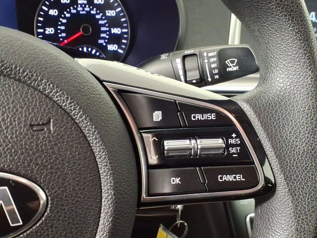 Used 2020 Kia Optima LX image 17