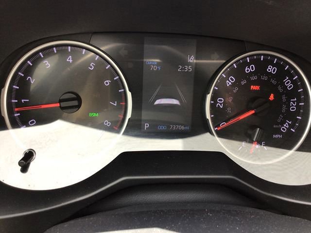 Used 2020 Toyota RAV4 XLE Premium image 22