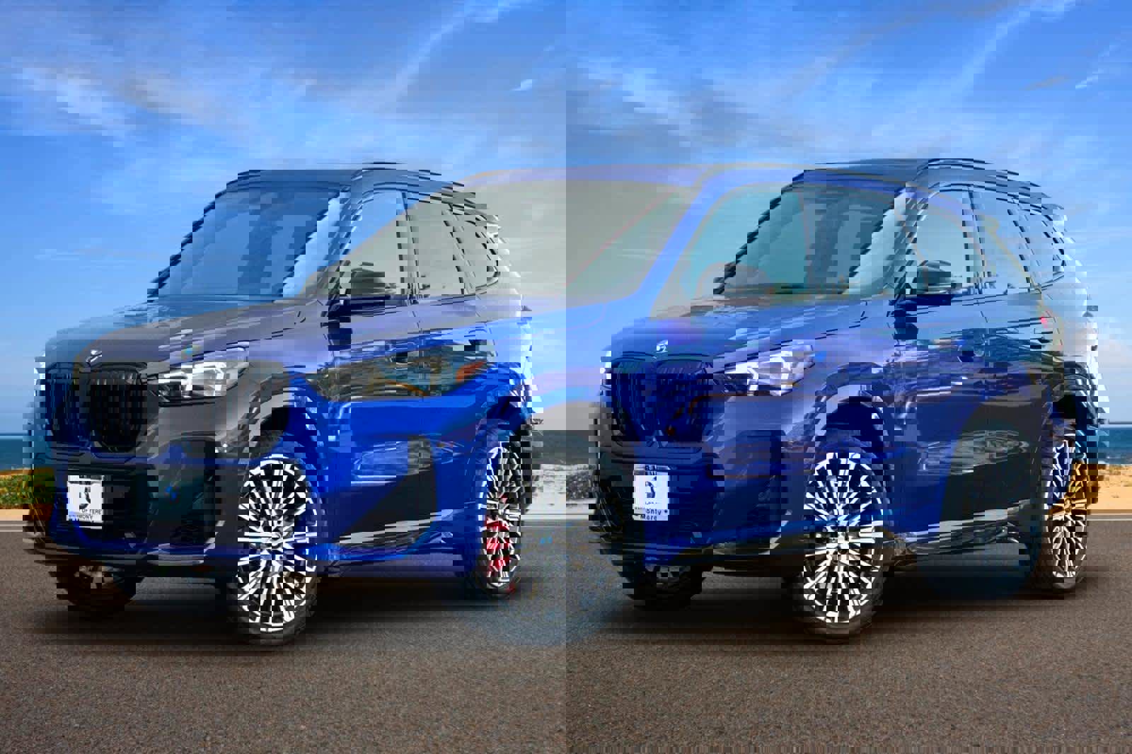 Used 2025 BMW X1 xDrive28i w/ Premium Package image 1