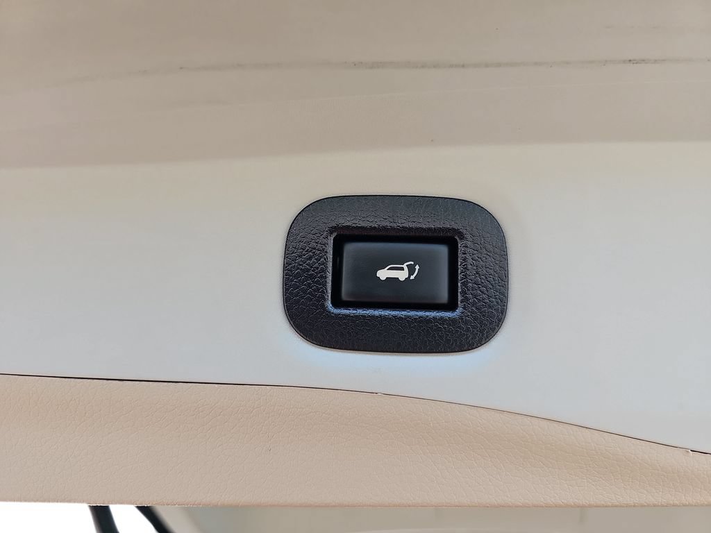 Used 2020 Nissan Rogue SL FWD image 33