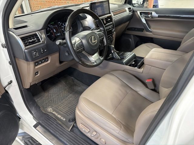 Certified 2023 Lexus GX 460 Premium w/ Premium Package AWD/4WD image 12