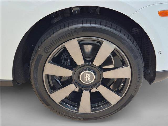 Used 2022 Rolls-Royce Cullinan AWD/4WD image 24