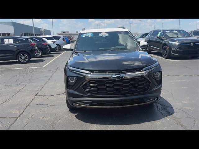 Certified 2024 Chevrolet TrailBlazer ACTIV w/ Convenience Package AWD/4WD image 3