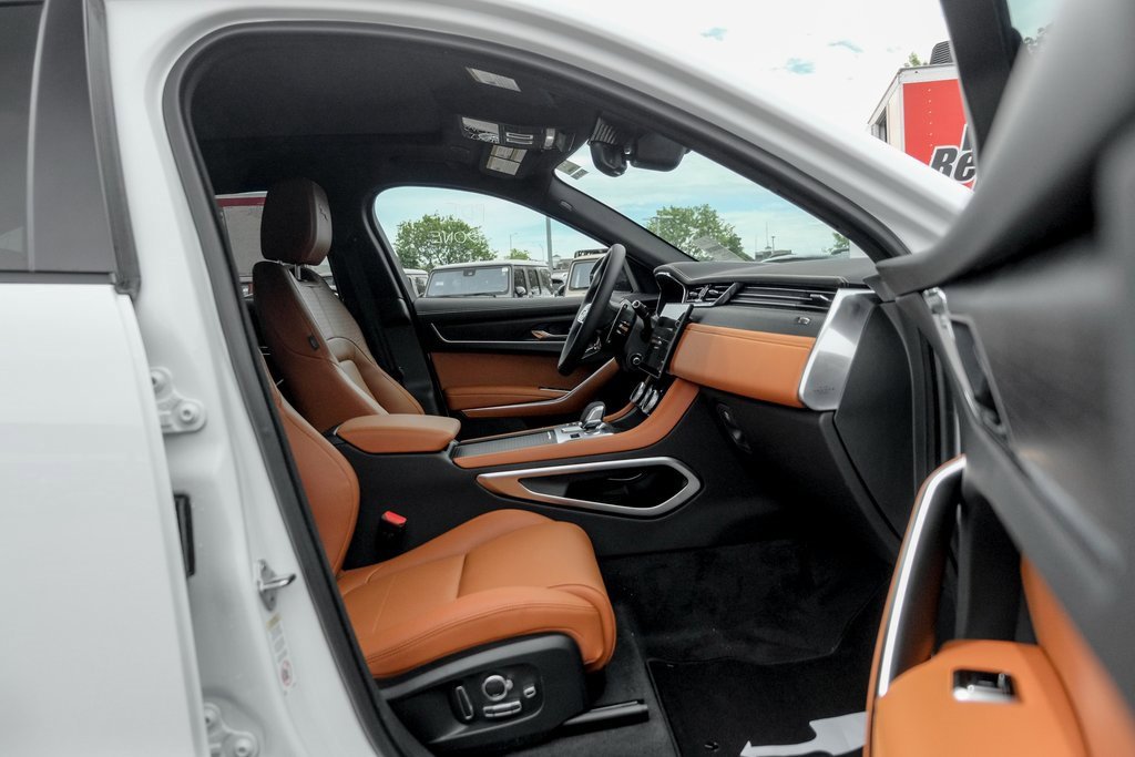 New 2026 Jaguar F-PACE R-Dynamic S image 20