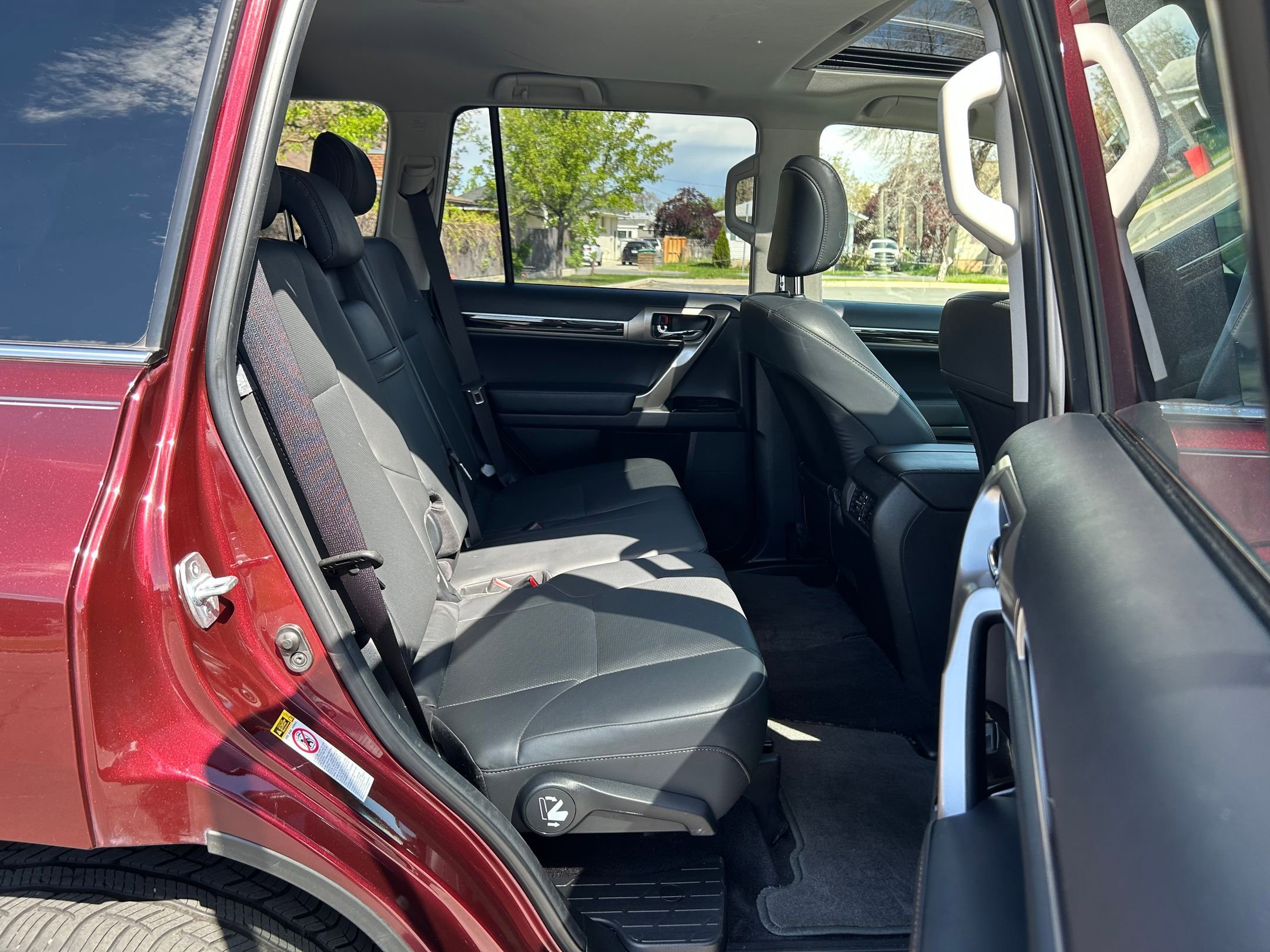 Used 2014 Lexus GX 460 image 27