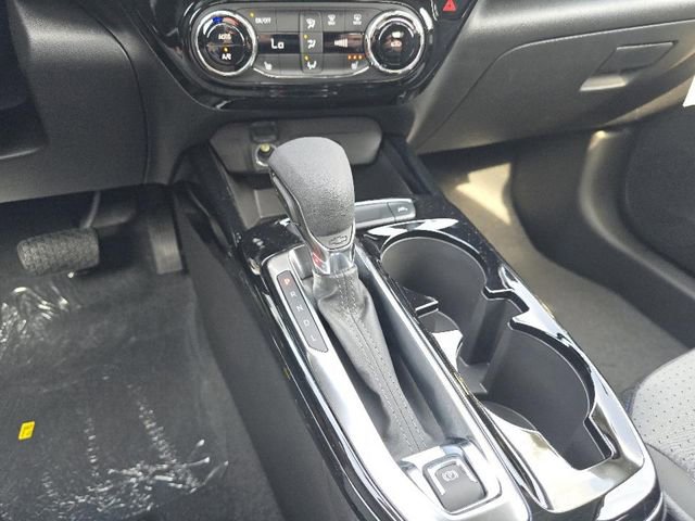 Used 2025 Chevrolet Trax LT w/ Driver Confidence Package image 31