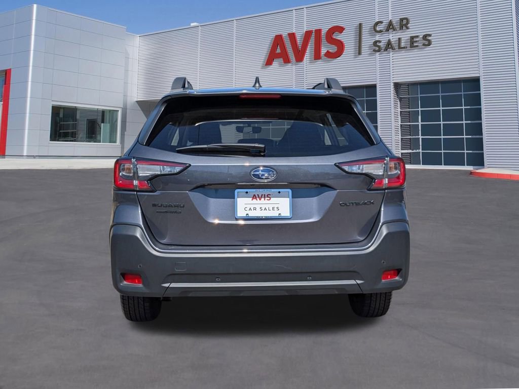 Used 2025 Subaru Outback Onyx Edition image 7