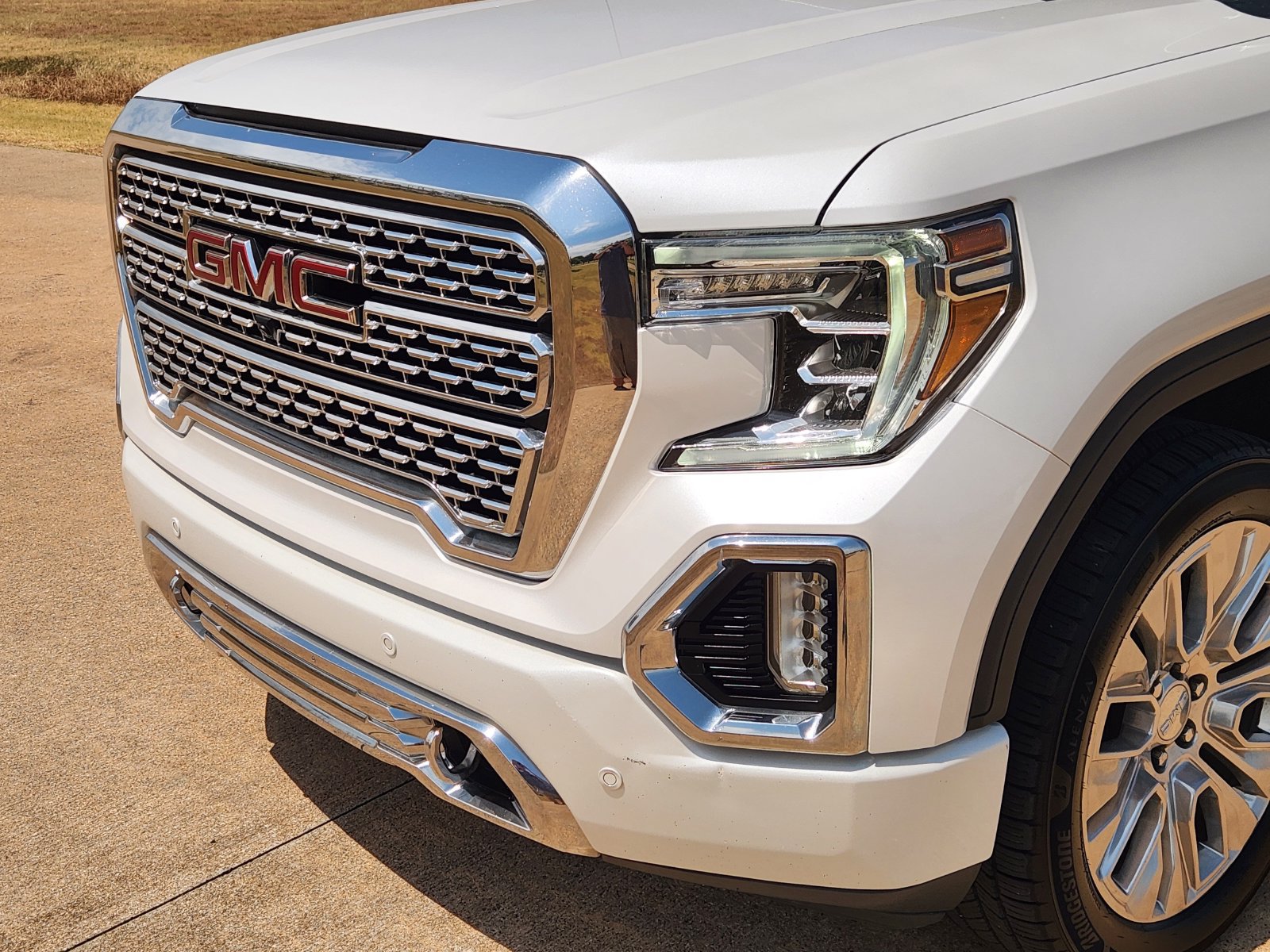 Used 2021 GMC Sierra 1500 Denali w/ Denali Ultimate Package AWD/4WD image 10