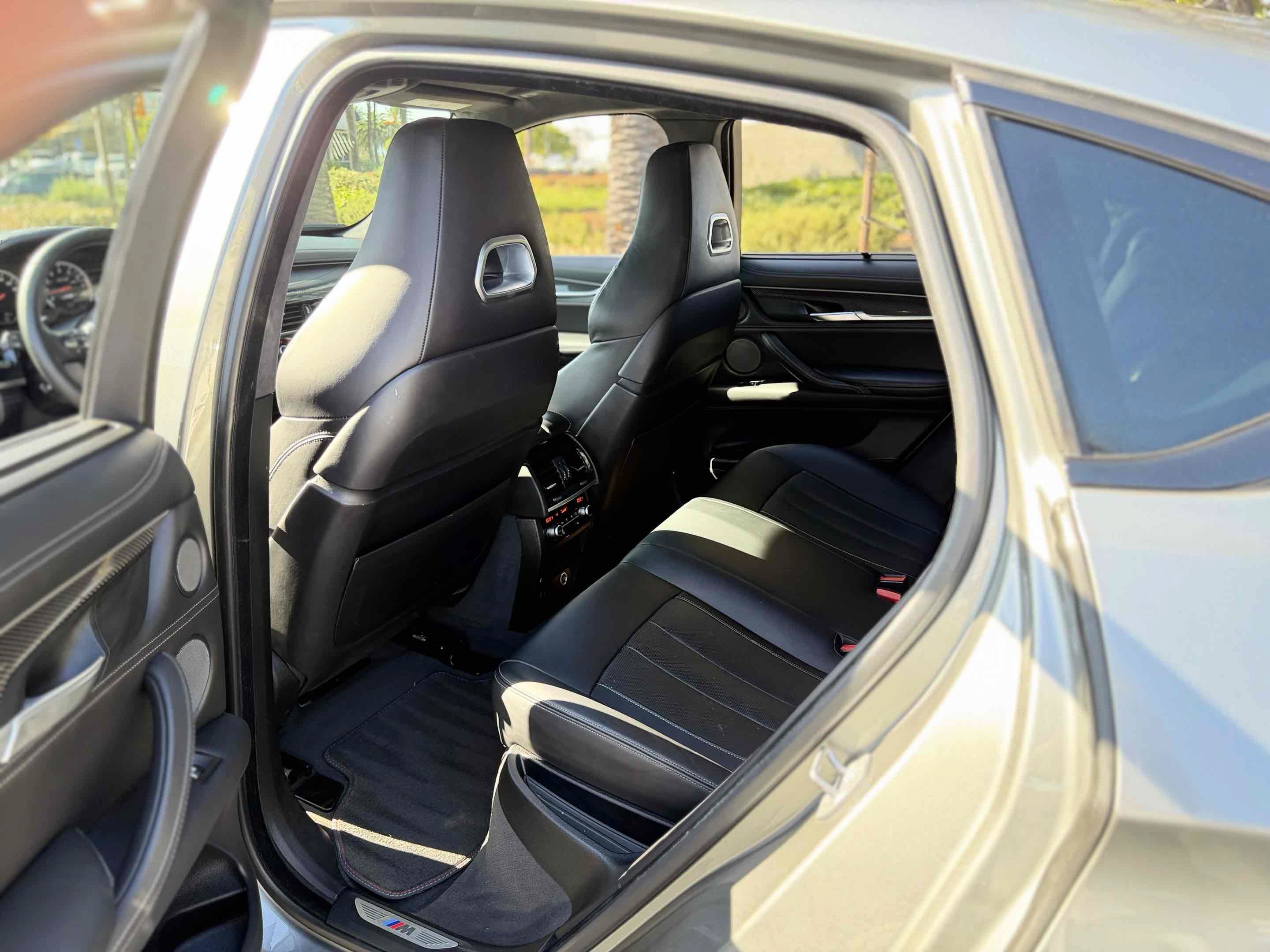 Used 2017 BMW X6 M AWD/4WD image 36