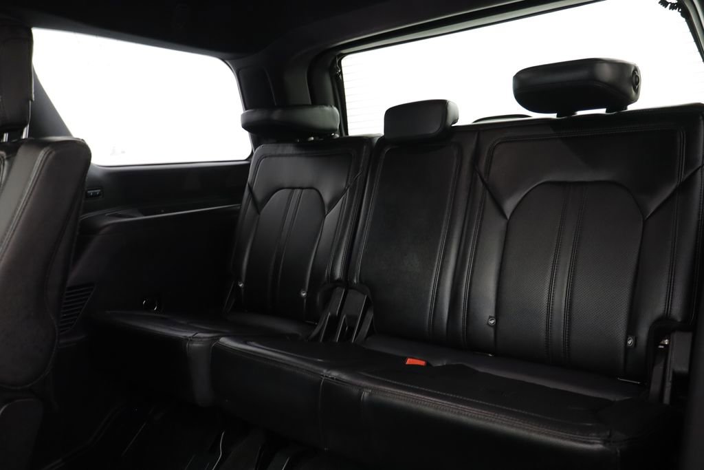 Used 2019 Ford Expedition Limited w/ Equipment Group 302A image 16
