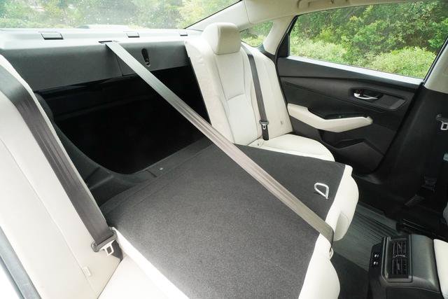 Used 2025 Honda Accord SE image 25