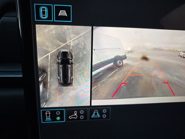 Used 2026 GMC Terrain AT4 w/ Convenience Package III image 5