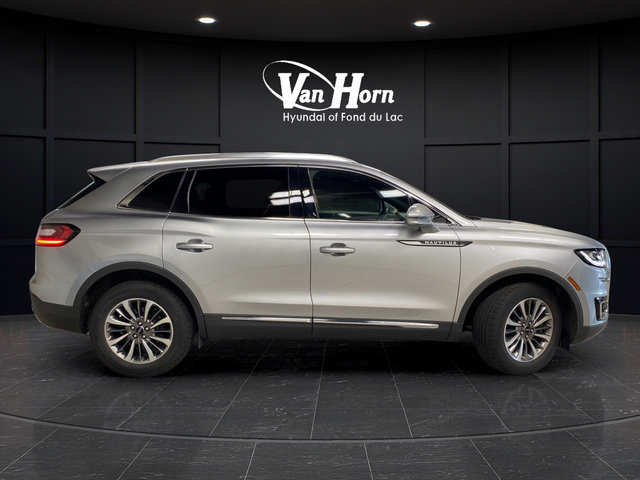 Used 2020 Lincoln Nautilus Premier w/ Equipment Group 101A AWD/4WD image 8