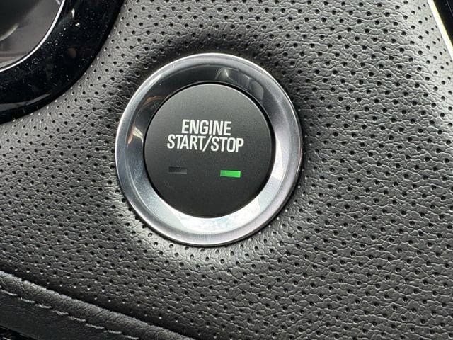 New 2026 Cadillac XT5 Sportv w/ LPO, Floor Liner Package AWD/4WD image 18