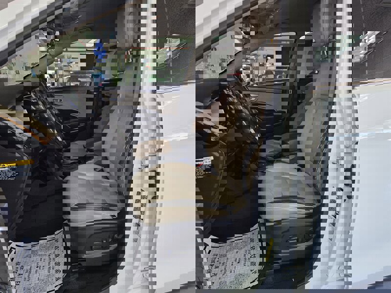 Used 2014 Hyundai Santa Fe GLS AWD/4WD image 10