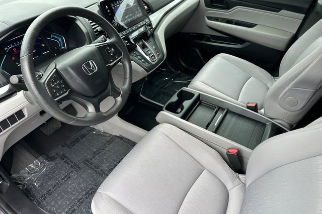 Certified 2023 Honda Odyssey EX image 9