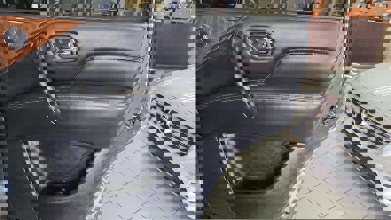 Used 2018 INFINITI QX80 4WD w/ Driver Assistance Package image 26