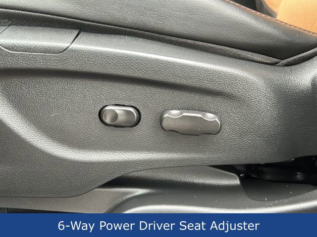 Used 2018 Chevrolet Trax LT w/ LT Convenience Package image 22