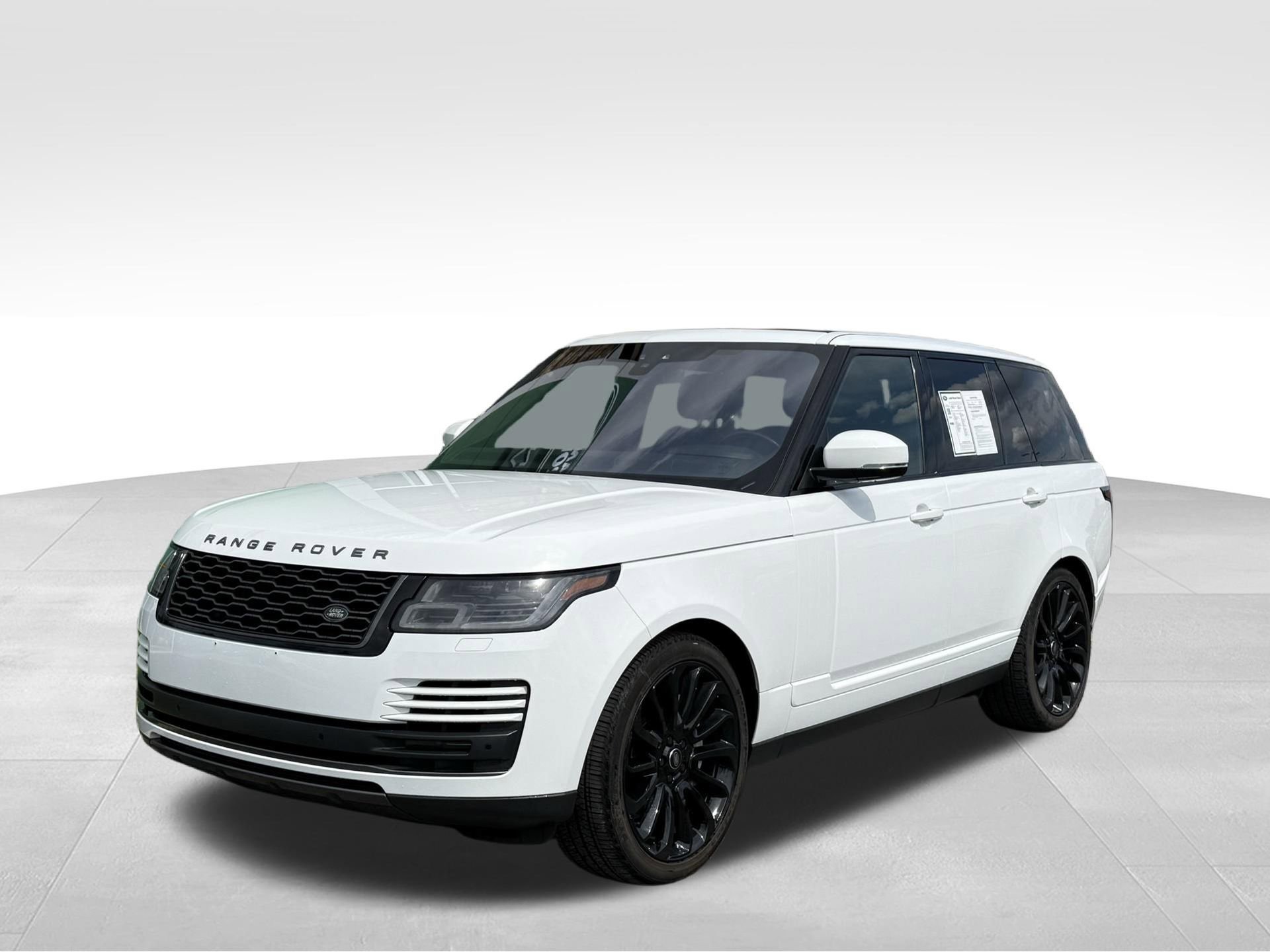 Used 2019 Land Rover Range Rover image 2