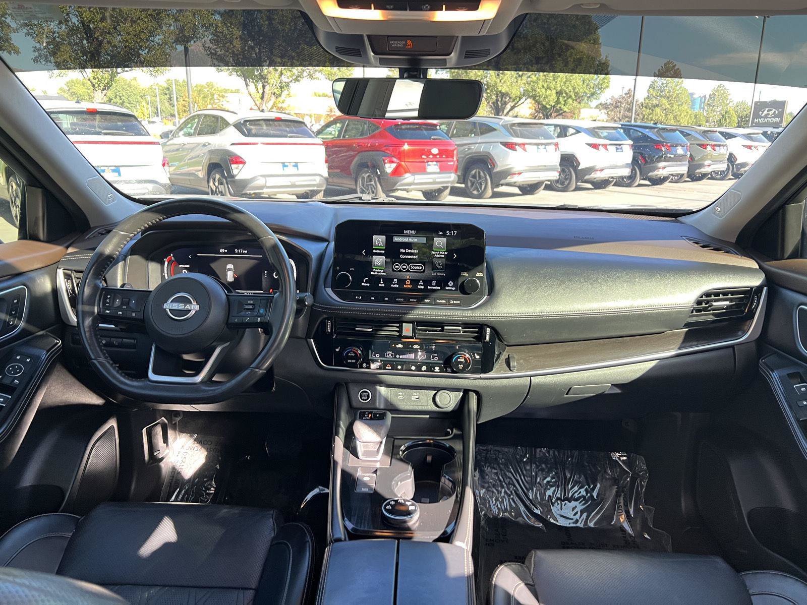 Used 2022 Nissan Rogue Platinum w/ Head-Up Display Package AWD/4WD image 26